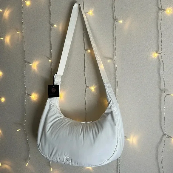 House of Harlow 1960 Crescent Moon Nylon Puffy Athleisure Bag - White 🤍 - Picture 1 of 4